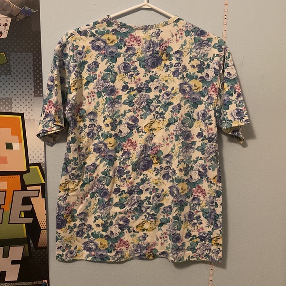 Women’s Northern Spirit floral shirt - Picture 2 of 3